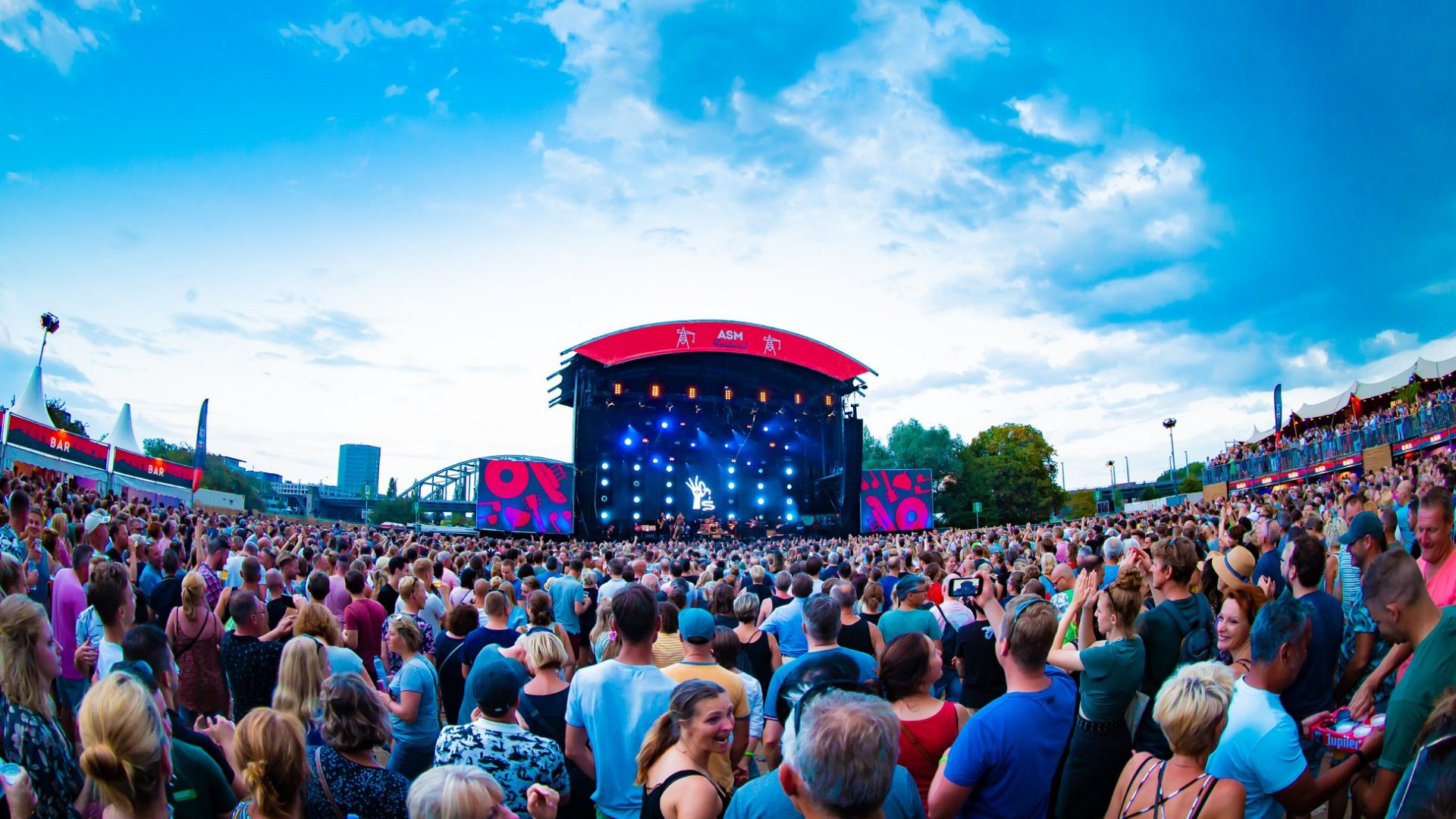 Фестиваль 2019. Werchter. Верхтер Бельгия. Музыкальный фестиваль в Нидерландах. Музыкальный фестиваль в Вартбурге.